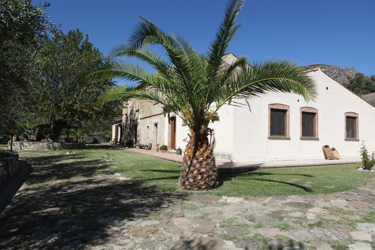 Agriturismo A'Sena-Runcatini Ciminà Eksteriør bilde
